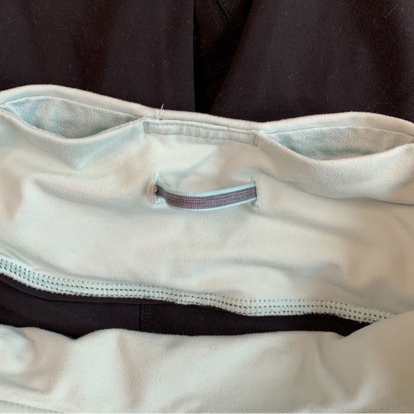 LULULEMON crop leggings mint waistband side pockets back & inside slip pockets - Picture 3 of 5